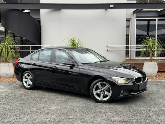 BMW 320i 2.0 SPORT 16V TURBO GASOLINA 4P AUTOMÁTICO BMW 320i 2.0 SPORT 16V TURBO GASOLINA 4P AUTOMÁTICO